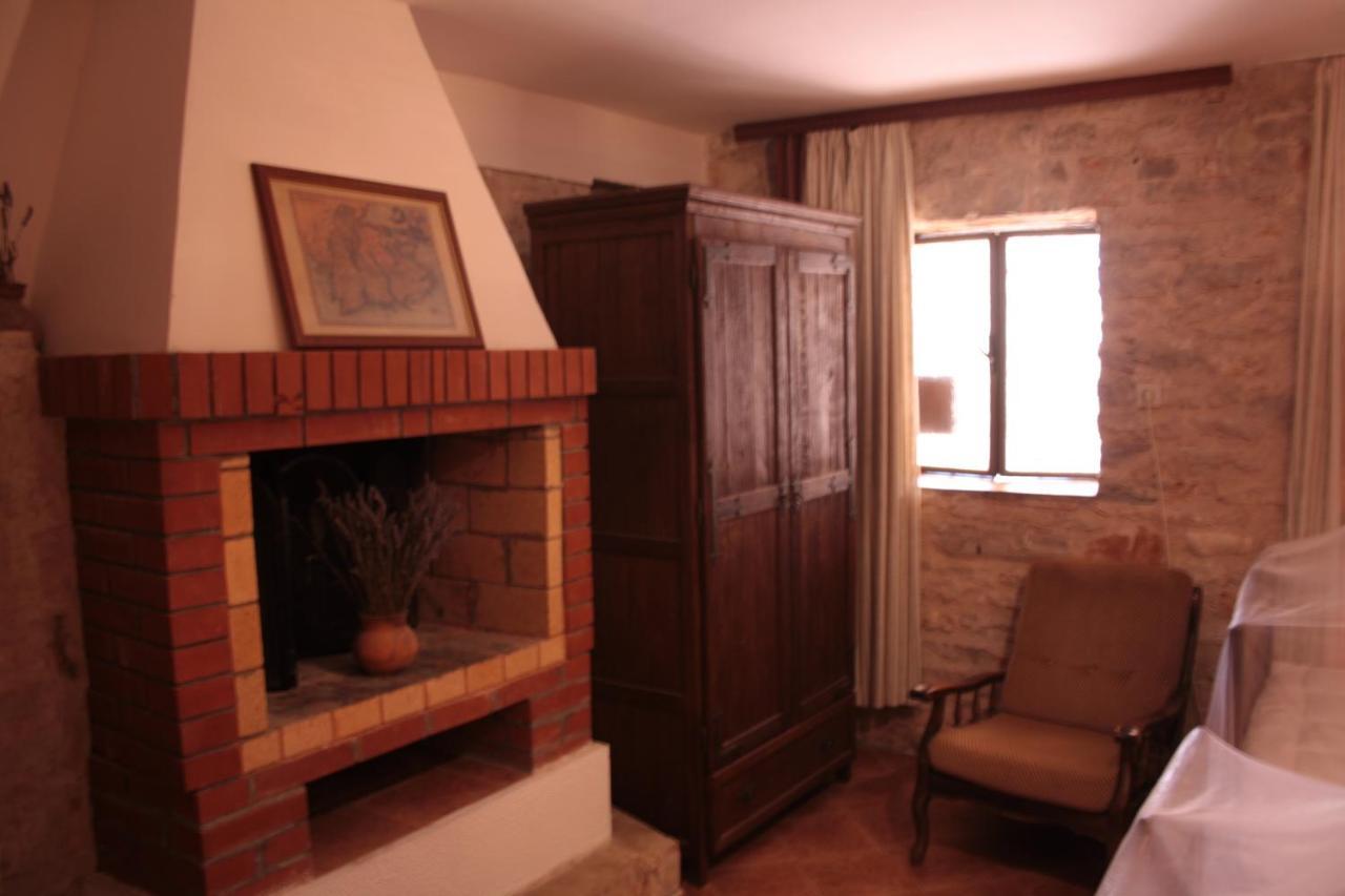 Sanja Sveti Servul Novigrad Istria